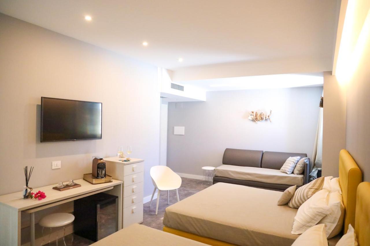 J Luxury Home Tropea Buitenkant foto