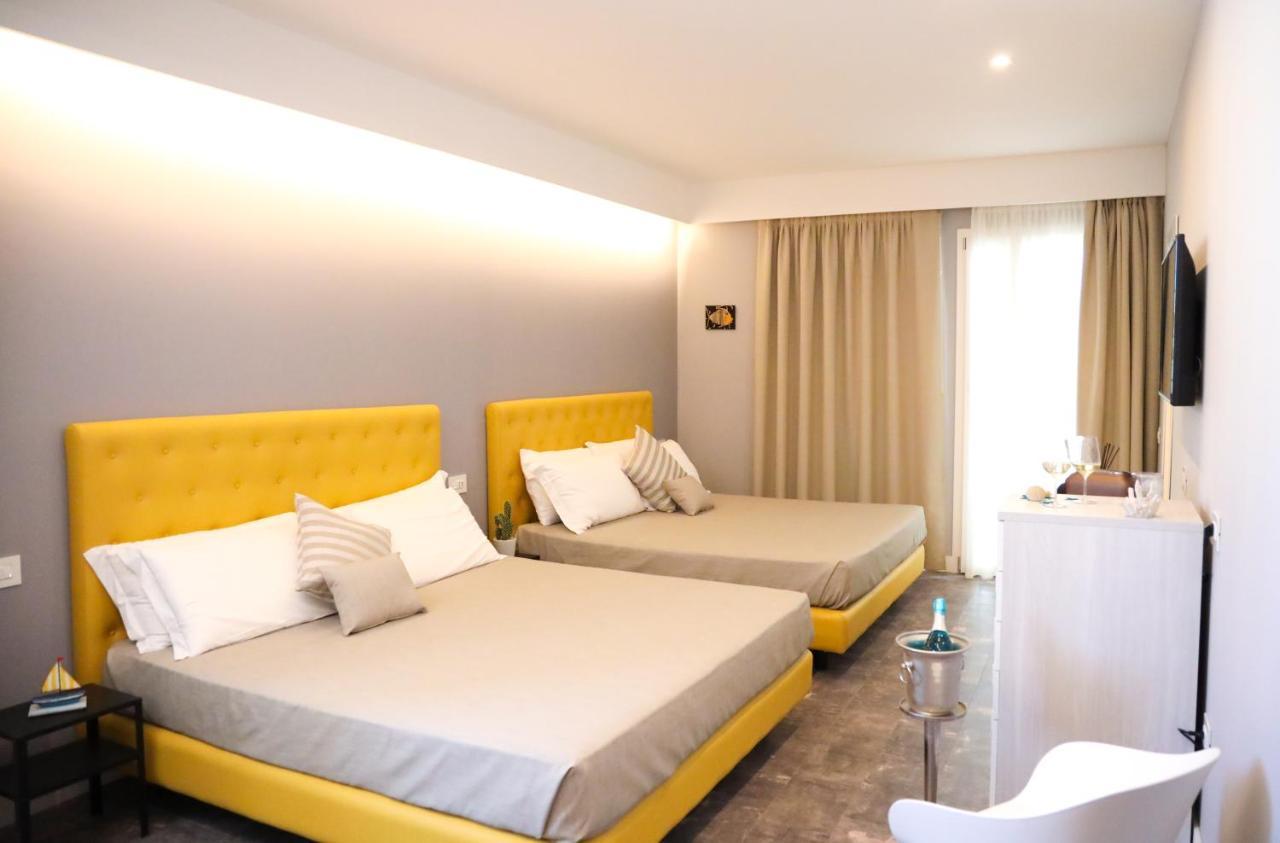 J Luxury Home Tropea Buitenkant foto