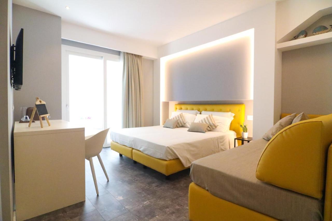 J Luxury Home Tropea Buitenkant foto