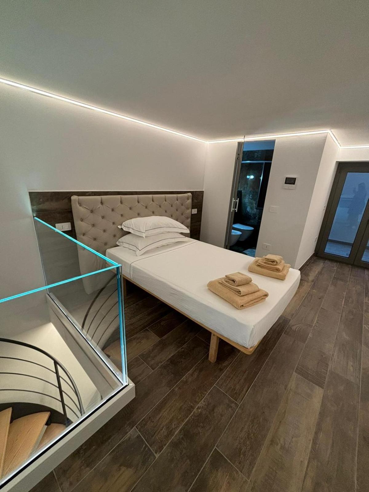 J Luxury Home Tropea Buitenkant foto