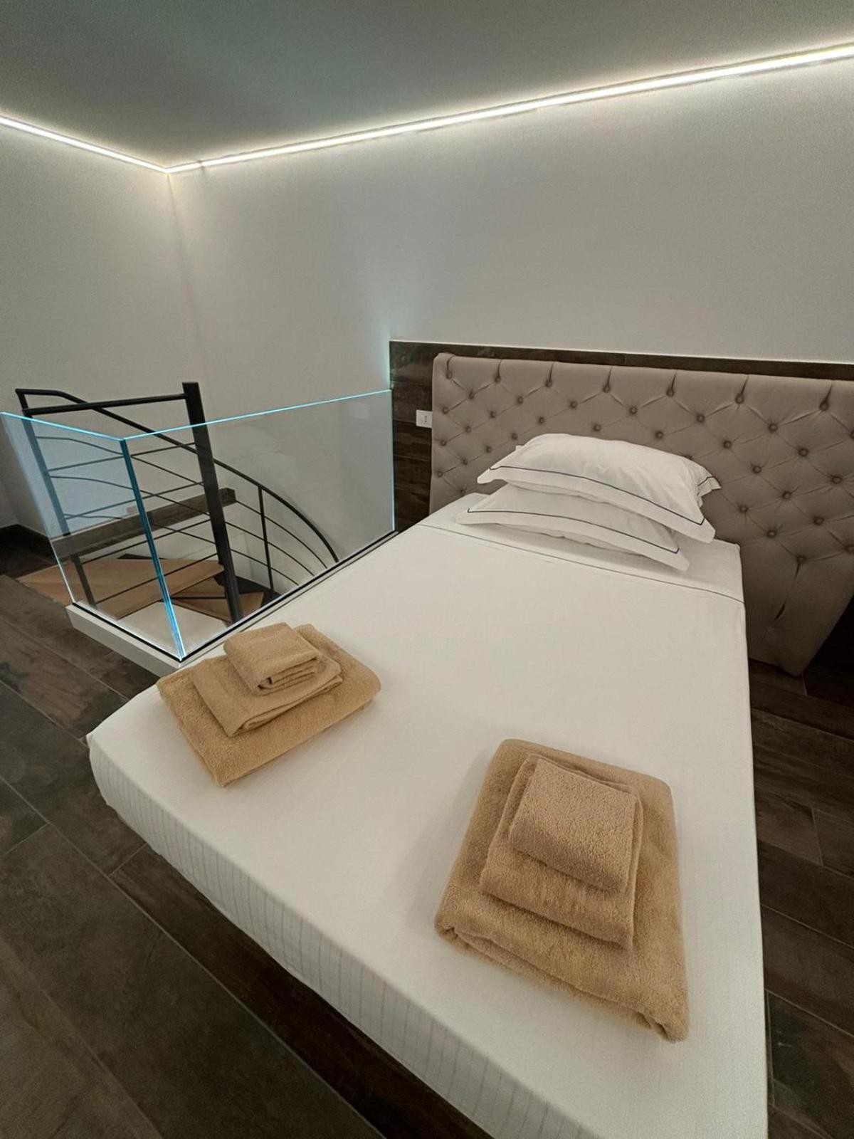 J Luxury Home Tropea Buitenkant foto