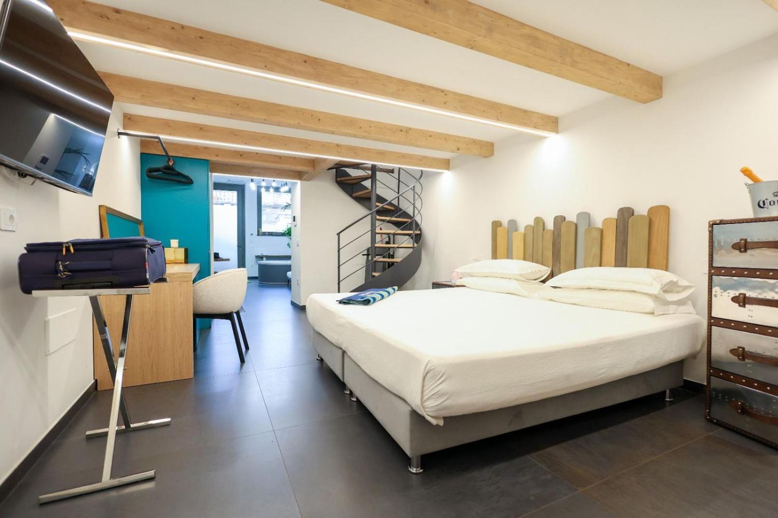 J Luxury Home Tropea Buitenkant foto